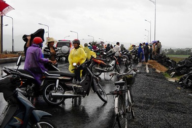 Nhảy cầu tự tử vì thua độ bóng đá