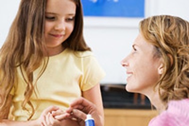 Chung sống “hòa bình” với con riêng của chồng