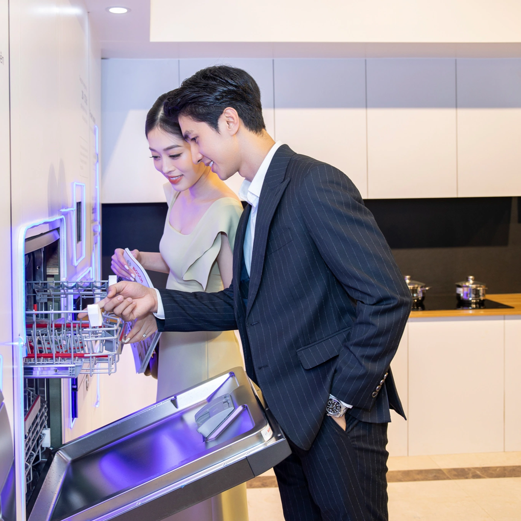 Cuộc sống thay đổi không ngờ của Bình An sau nửa năm cưới Phương Nga - 4 Cuộc sống thay đổi không ngờ của Bình An sau nửa năm cưới Phương Nga - 4