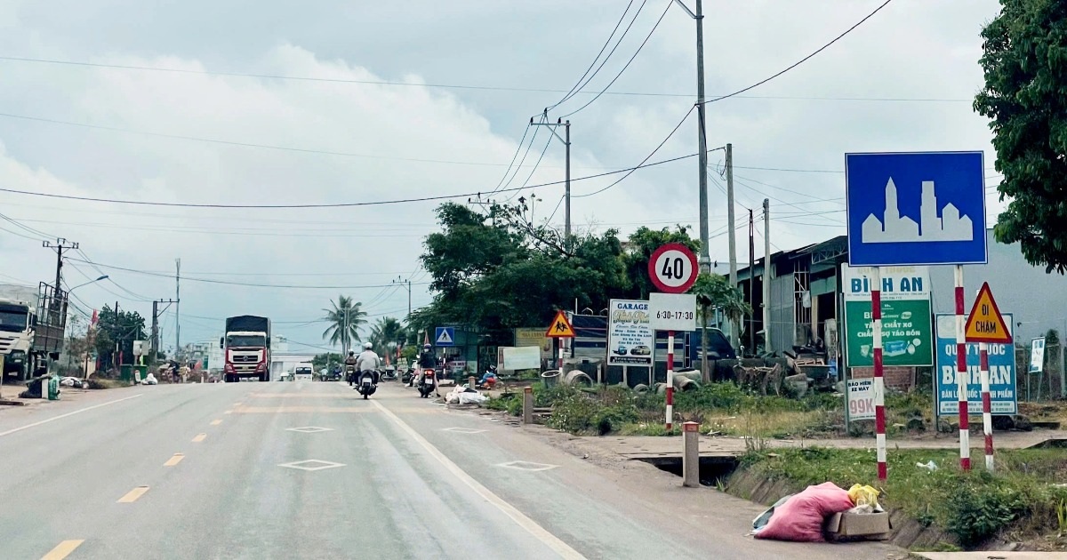 Đường thiết kế đi hết 2,5 giờ, thực tế mất hơn 4 giờ vì "ma trận" biển báo