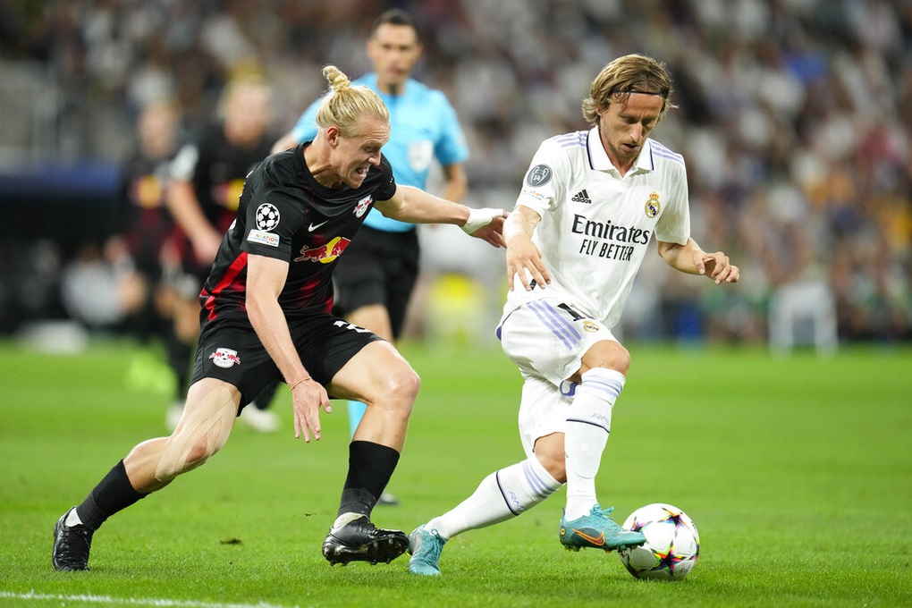 Đánh bại Leipzig, Real Madrid toàn thắng ở Champions League - 2 Đánh bại Leipzig, Real Madrid toàn thắng ở Champions League - 2