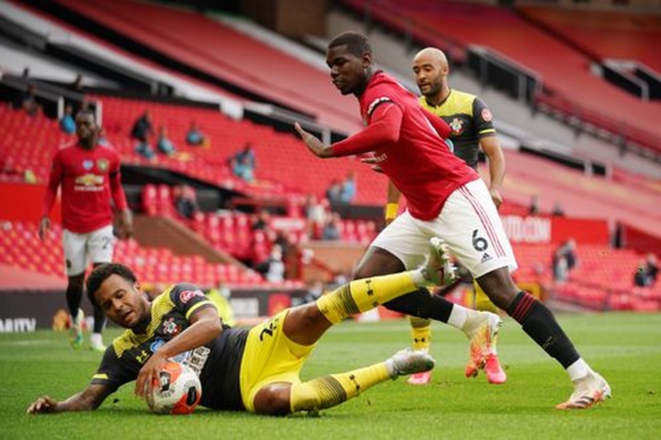 Man Utd 2-2 Southampton: Quỷ đỏ mất chiến thắng ở phút bù giờ - 13 Man Utd 2-2 Southampton: Quỷ đỏ mất chiến thắng ở phút bù giờ - 13