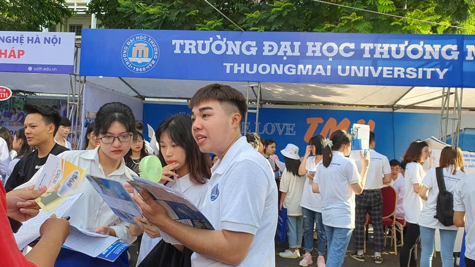 Bộ Giáo dục: Thí sinh phải đọc kỹ đề án tuyển sinh của các trường đại học - 1 Bộ Giáo dục: Thí sinh phải đọc kỹ đề án tuyển sinh của các trường đại học - 1