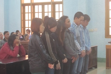 Lái xe tông chết người để bênh bạn