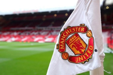 Man Utd thiệt hại nặng nề sau khi hủy hợp đồng với hãng bay của Nga