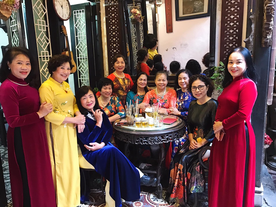 Quán cà phê trong ngôi nhà 102 tuổi, có rặng tre xanh tốt ở phố cổ Hà Nội - 8 Quán cà phê trong ngôi nhà 102 tuổi, có rặng tre xanh tốt ở phố cổ Hà Nội - 8
