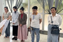 Khởi tố 7 bác sĩ giả moi tiền bệnh nhân tại phòng khám tư