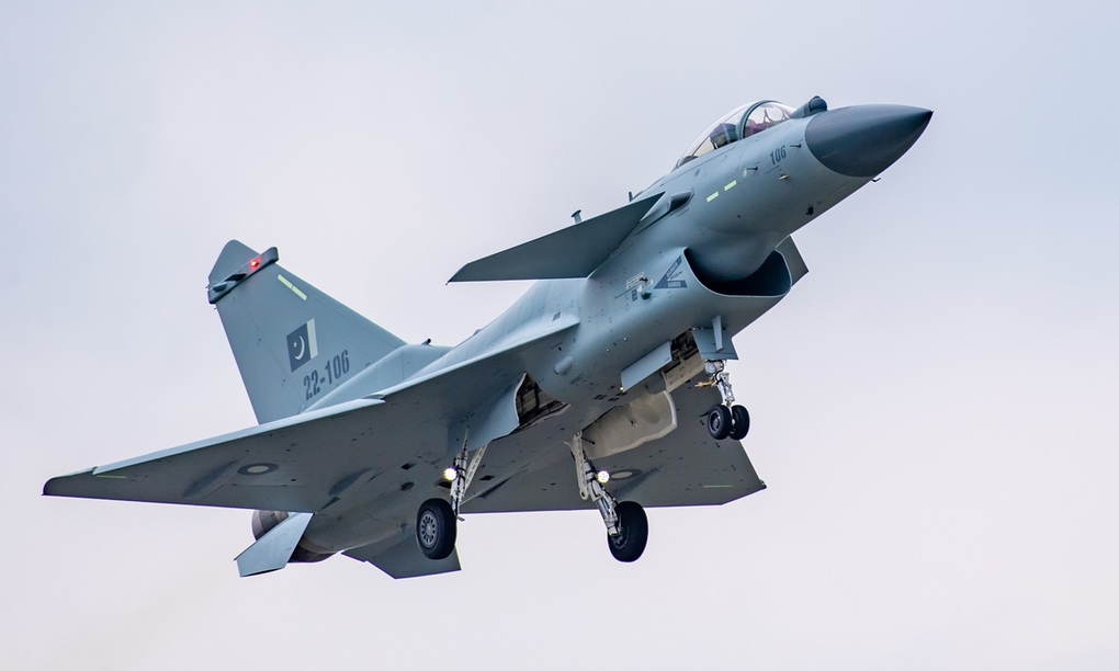 Trung Quốc tính toán gì khi đề xuất bán máy bay J-10CE cho Colombia? - 1 Trung Quốc tính toán gì khi đề xuất bán máy bay J-10CE cho Colombia? - 1
