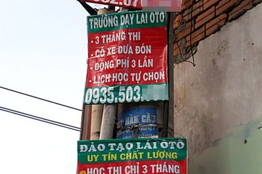 Đào tạo lái xe hay bán giấy phép lấy tiền?