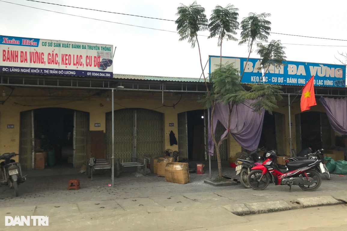 Làng bánh đa 300 tuổi ngày đêm chạy đua với Tết - 12 Làng bánh đa 300 tuổi ngày đêm chạy đua với Tết - 12