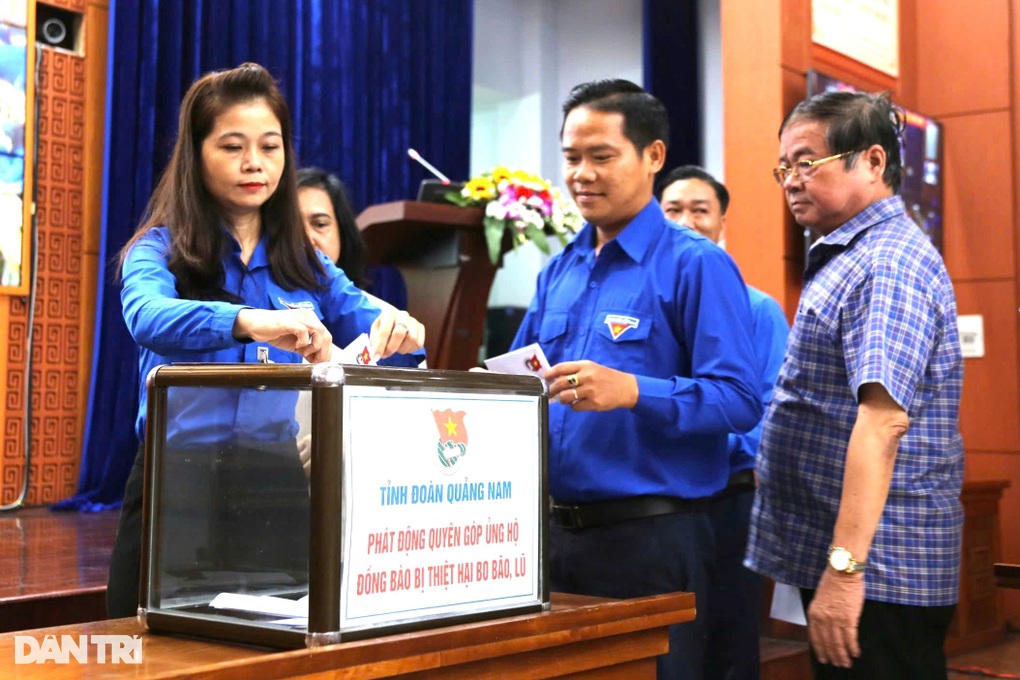 Tuổi trẻ Quảng Nam phát động quyên góp hỗ trợ đồng bào thiệt hại do bão lũ - 1 Tuổi trẻ Quảng Nam phát động quyên góp hỗ trợ đồng bào thiệt hại do bão lũ - 1