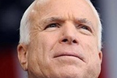 John McCain không được lòng dư luận quốc tế