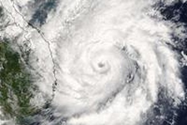 Bão số 8 - cơn bão kỳ dị nhất từ trước tới nay