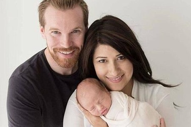 Bà mẹ từ chối điều trị ung thư vì mang thai