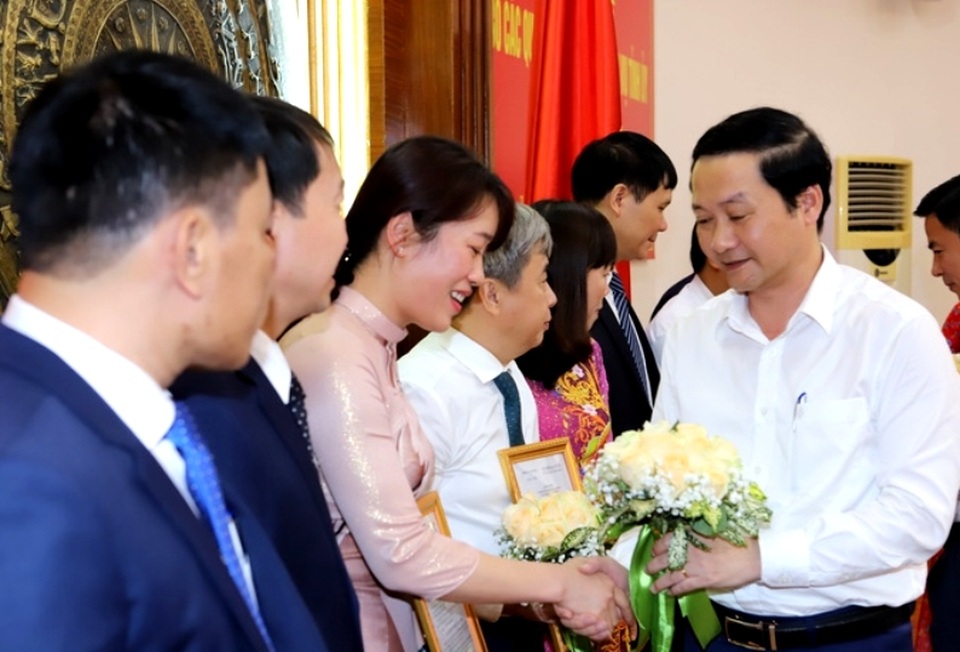 Thanh Hóa bổ nhiệm, điều động hàng loạt lãnh đạo - 3 Thanh Hóa bổ nhiệm, điều động hàng loạt lãnh đạo - 3