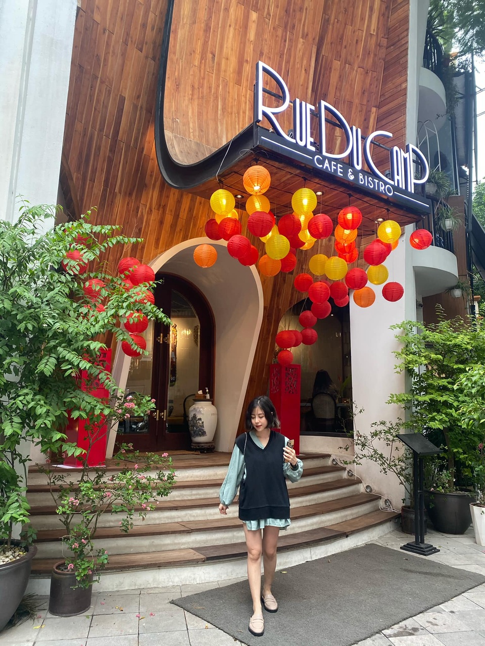 Chụp cháy máy ở những quán cà phê có nhiều góc sống ảo nhất Thủ đô - 4