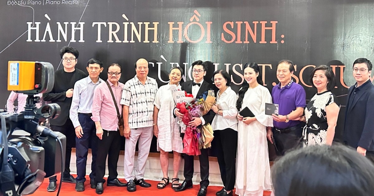 Ấn tượng "Hành trình hồi sinh" của Lưu Hồng Quang