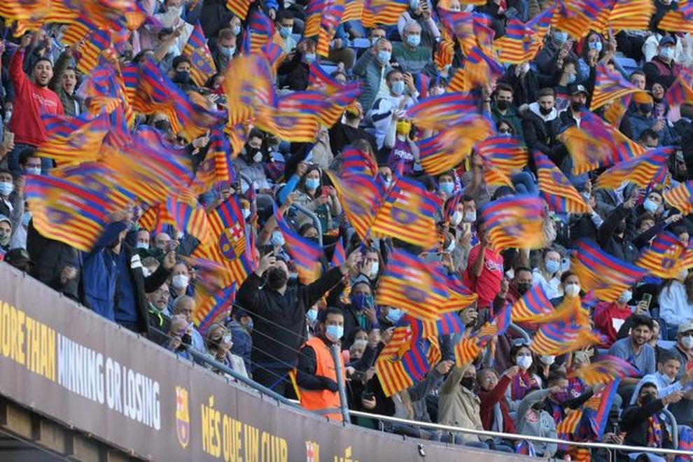 HLV Xavi nói gì trong buổi lễ ra mắt đặc biệt ở Barcelona? - 5 HLV Xavi nói gì trong buổi lễ ra mắt đặc biệt ở Barcelona? - 5