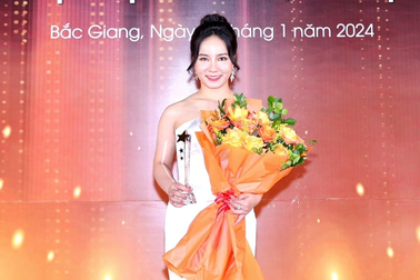 Đỗ Vũ Lan Nhung được vinh danh Gương mặt nghệ sĩ tiêu biểu năm 2023