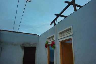 Lốc xoáy liên tục càn quét khiến người dân điêu đứng