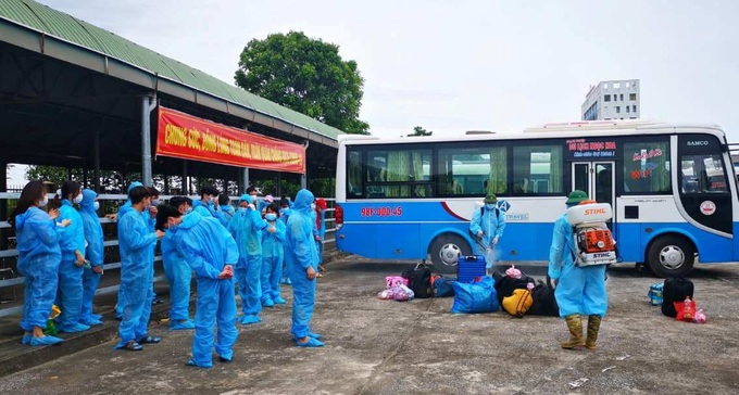 Thanh Hóa đón thêm 641 công dân trở về từ tỉnh Bắc Giang để cách ly phòng chống Covid-19 - Ảnh 1.