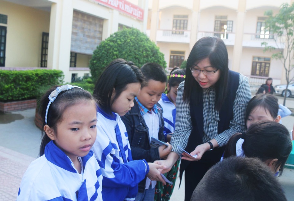 Nghệ An: Một học sinh được quỹ BHYT thanh toán nửa tỉ đồng chi phí điều trị - 2 Nghệ An: Một học sinh được quỹ BHYT thanh toán nửa tỉ đồng chi phí điều trị - 2