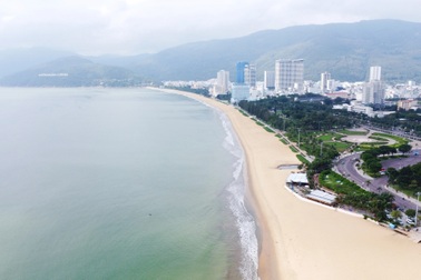 Cán bộ làm ngày làm đêm “chạy thử” chính quyền cấp xã mới