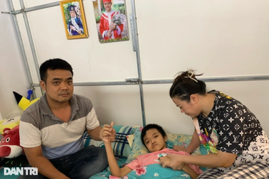 Con gái thương tật 97% sau tai nạn giao thông, bố mẹ làm đơn cầu cứu