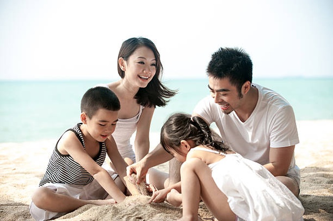 Không đưa con đi du lịch tránh dịch Covid-19, thay vào đó, bố mẹ cần bảo vệ con bằng cách này - Ảnh 1. Không đưa con đi du lịch tránh dịch Covid-19, thay vào đó, bố mẹ cần bảo vệ con bằng cách này - Ảnh 1.