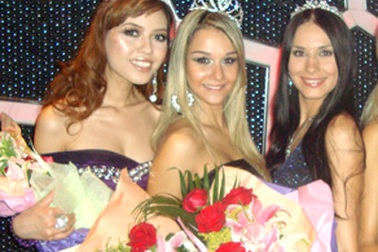 Hoàng Điệp đoạt giải Người đẹp tài năng