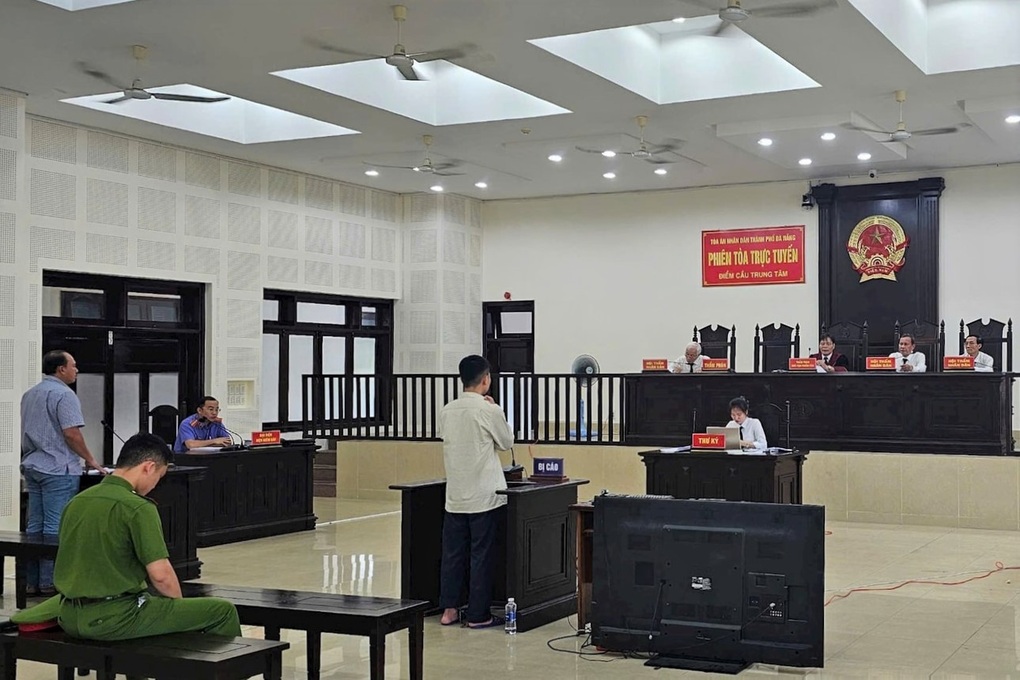 Cấp dưới của TikToker Mr Pips lĩnh án, lộ thêm chuyên gia từ Campuchia - 1 Cấp dưới của TikToker Mr Pips lĩnh án, lộ thêm chuyên gia từ Campuchia - 1