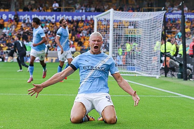 Haaland lập cú đúp, Man City thắng tưng bừng trước Wolves