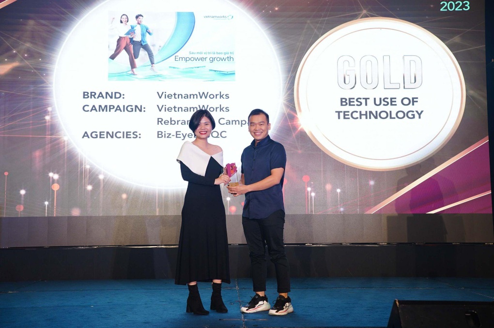 VietnamWorks - Thương hiệu tuyển dụng đầu tiên tại Việt Nam chiến thắng tại giải thưởng Pr Awards - 2 VietnamWorks - Thương hiệu tuyển dụng đầu tiên tại Việt Nam chiến thắng tại giải thưởng Pr Awards - 2
