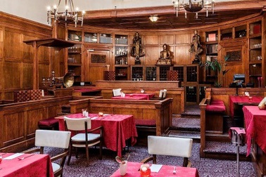 Những nhà hàng "bá đạo" nhất nước Anh