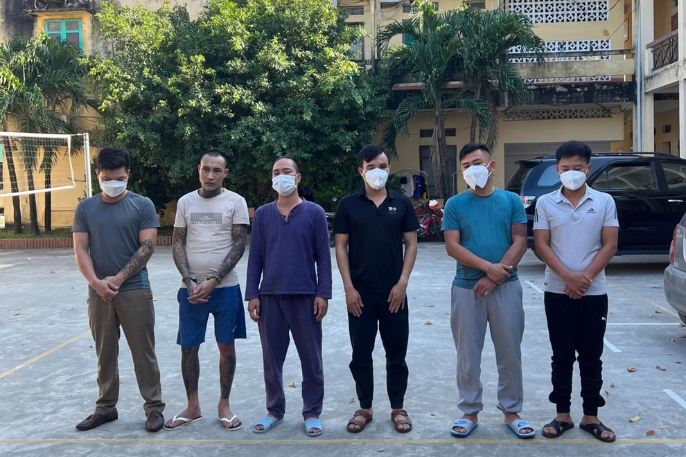 Mua bán ô tô, cầm đồ trá hình để hoạt động tín dụng đen - 1 Mua bán ô tô, cầm đồ trá hình để hoạt động tín dụng đen - 1