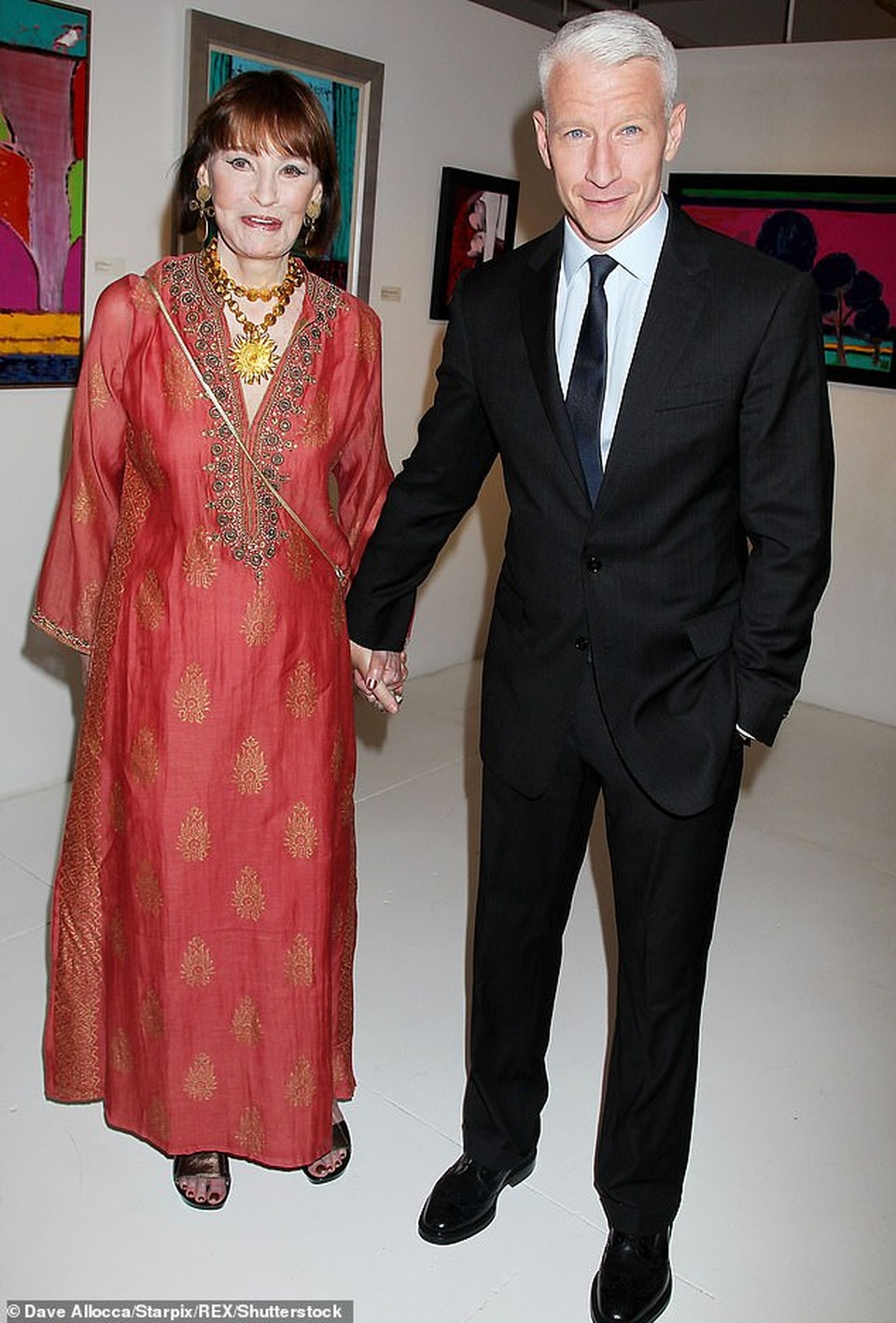 MC đồng tính tâm sự về trải nghiệm làm cha ở tuổi 53 - 4 MC đồng tính tâm sự về trải nghiệm làm cha ở tuổi 53 - 4