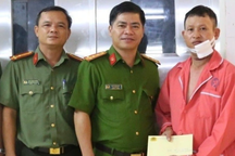 Đề xuất khen thưởng bảo vệ và người dân bắt kẻ cướp có súng