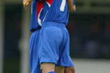 Thắng ngược Lào, Indonesia thách thức Việt Nam và Singapore