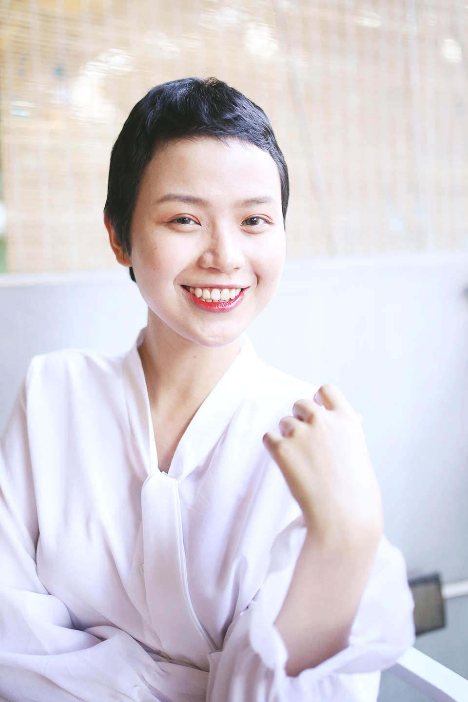 Nữ sinh Ngoại thương mắc ung thư tái xuất xinh đẹp và đầy nghị lực - 1 Nữ sinh Ngoại thương mắc ung thư tái xuất xinh đẹp và đầy nghị lực - 1