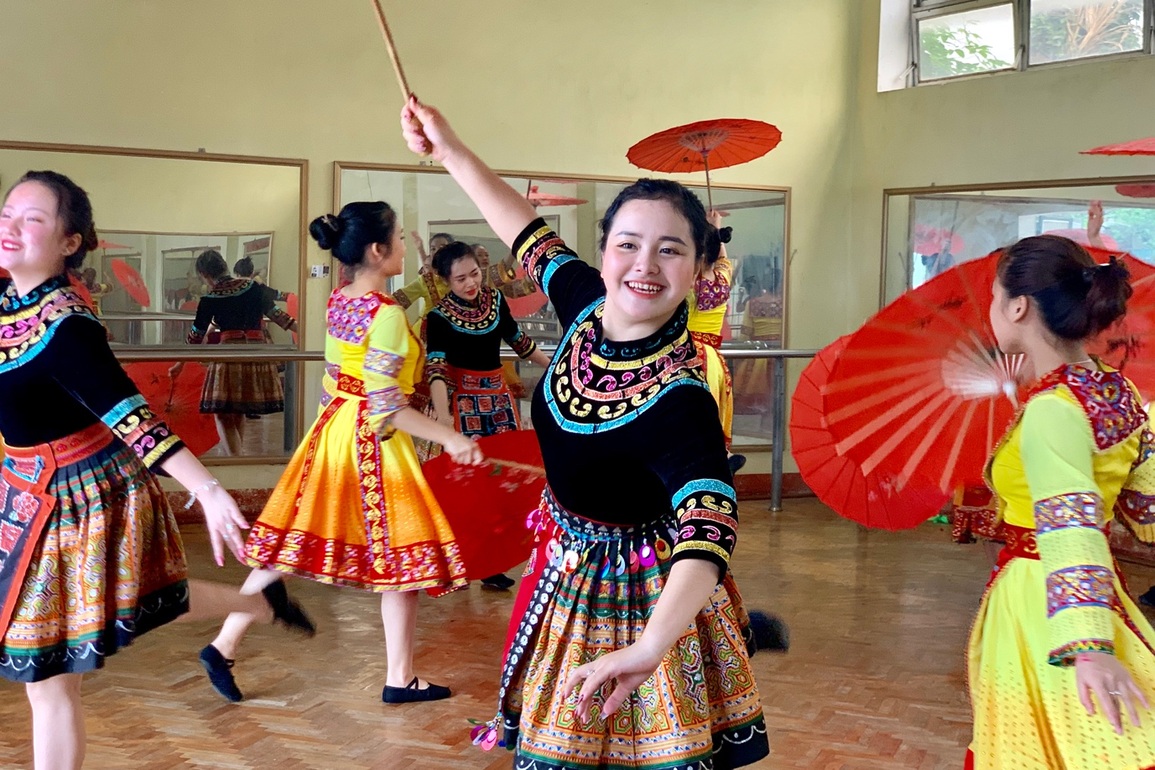 Sinh viên ngành năng khiếu nghệ thuật được Yên Bái hỗ trợ tiền mỗi tháng - 4 Sinh viên ngành năng khiếu nghệ thuật được Yên Bái hỗ trợ tiền mỗi tháng - 4