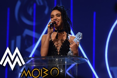 FKA twigs nhận giải MOBO