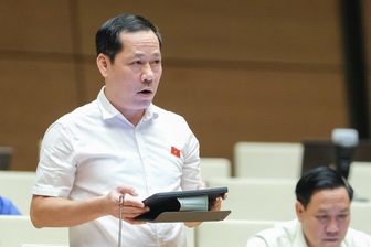 ĐBQH: Cần thu phí rác theo lượng xả thải, không thu đồng đều