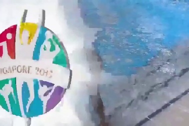 Màn nhảy cầu cực hài hước của 2 vận động viên người Philippines