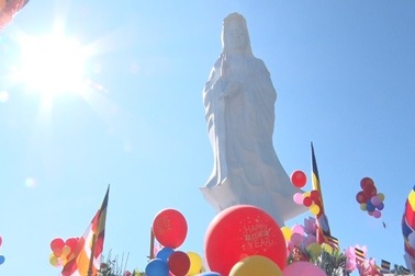 Khai hội Quán Thế Âm Huế 2016