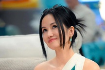 Diva Hồng Nhung: "7 ngày sau phẫu thuật, tôi không hát được vì bị tắc ở cổ"