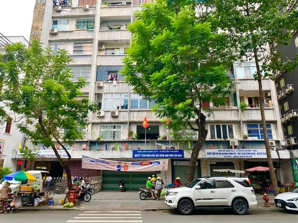 Khách Tây thích thuê chung cư cũ ở TPHCM, mua được đủ thứ đồ ăn ở tòa nhà - 1 Khách Tây thích thuê chung cư cũ ở TPHCM, mua được đủ thứ đồ ăn ở tòa nhà - 1
