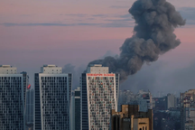 Nga không kích lớn chưa từng có vào Ukraine: Sử dụng hơn 100 tên lửa, UAV