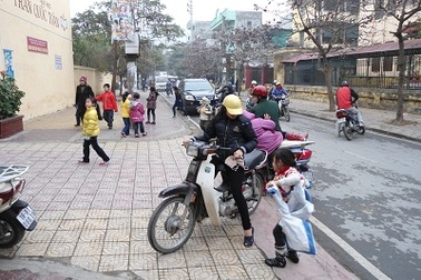 Hà Nội bố trí giáo viên để đổi giờ học