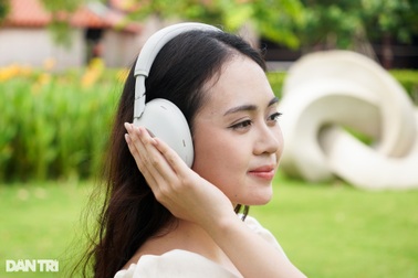 Trải nghiệm Sony WH-1000XM6: Đối thủ của Apple AirPods Max