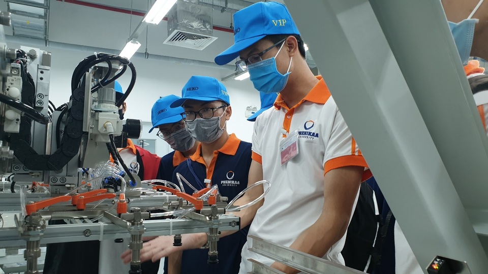 Trường Đại học Phenikaa tiếp tục dành quỹ học bổng khủng cho tân sinh viên - 2 Trường Đại học Phenikaa tiếp tục dành quỹ học bổng khủng cho tân sinh viên - 2